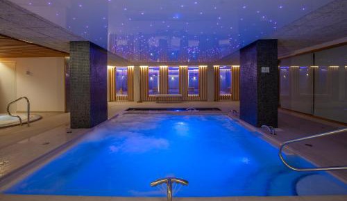 Twin Room with Spa Access
