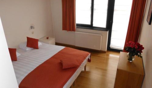 Deluxe Apartment (6 Adults)