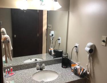 Classic Queen Room - Non-Smoking