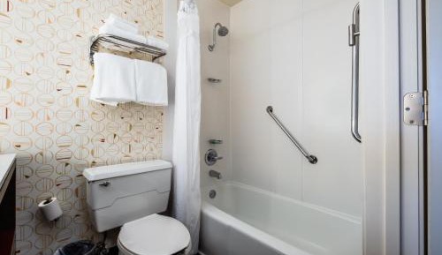 King Room - Disability Access