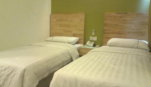 Twin Room with Bathroom