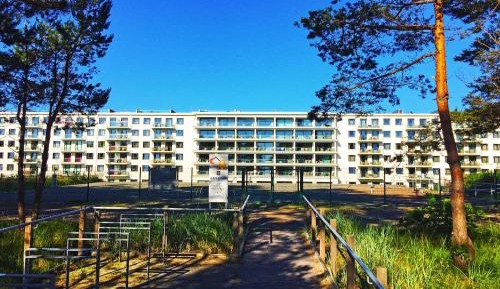 Apartment with Lake View