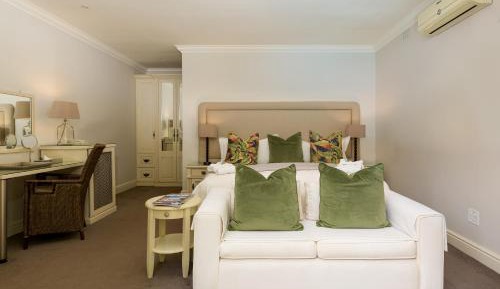 Deluxe Double or Twin Room with Garden View