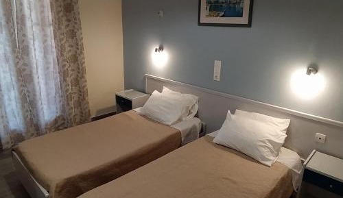 One-Bedroom Apartment with Sea View