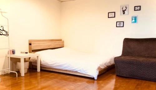 Queen Room with Shared Bathroom