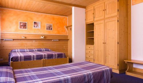 Quadruple Room with Mountain View