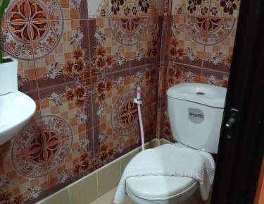 Bungalow with Garden View