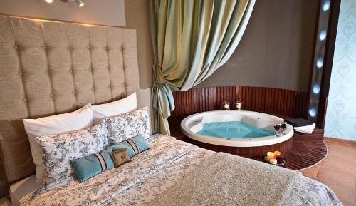 Standard Twin Room with Sea View