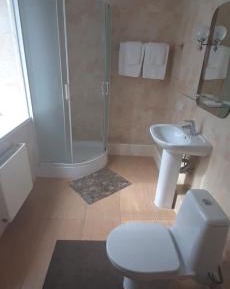 Twin Room with Bathroom