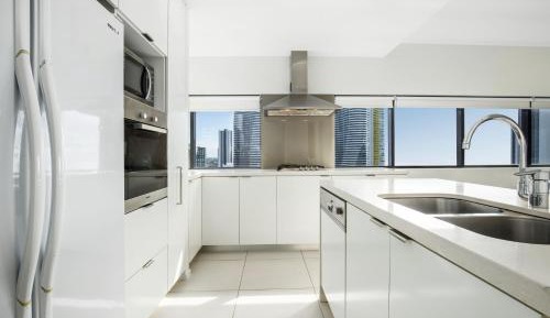 Three-Bedroom Apartment with Ocean View