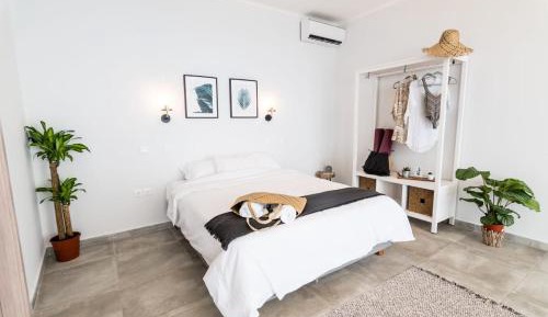 Deluxe Double Room with Extra Bed