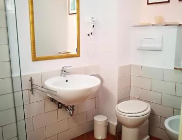 Connecting Rooms