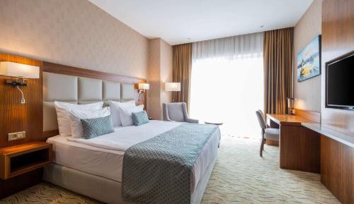 Double Room - Non-Smoking 