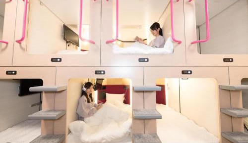 Standard Female Capsule Room with Shared Shower Room and No TV