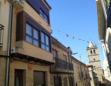 Apartment with Shower