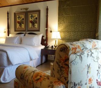 Duplex Suite with Valley View and Private Sitting Area