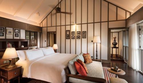 One Bedroom Lagoon Pool Villa