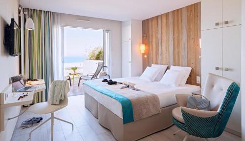 Double Room with Sea View and Terrasse