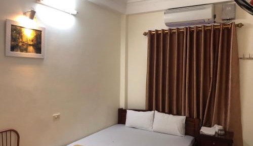 Deluxe Room (2 Adults + 1 Child)