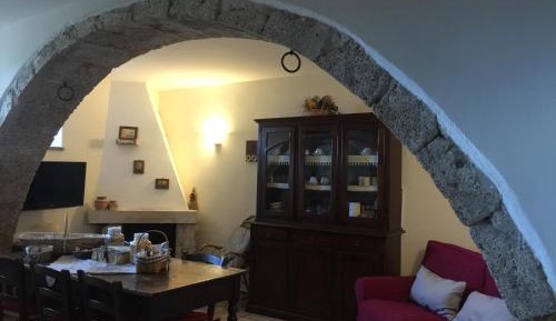 Three-Bedroom Apartment - Split Level