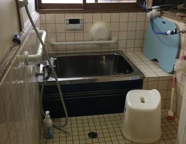 Single Bed in Dormitory Room