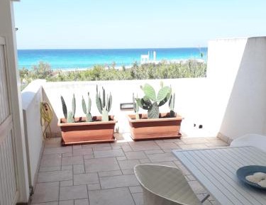 Studio Apartment with Sea View