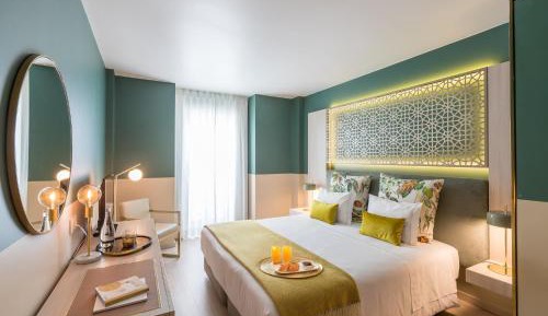 Deluxe Double Room with Sanctuary view