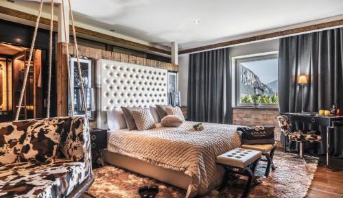 Queen Room with Garden View