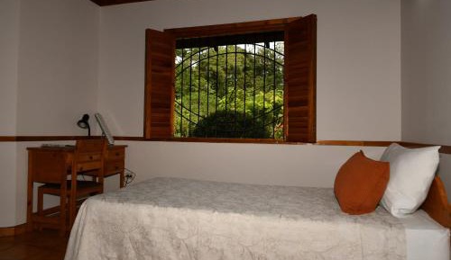 Triple Room with Pool View