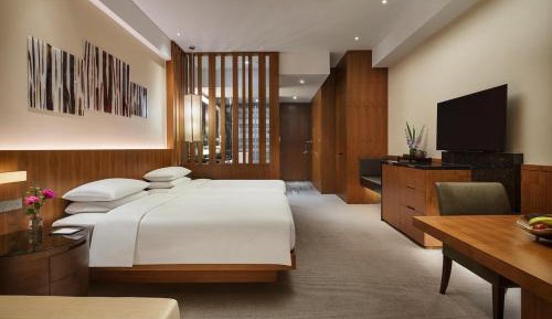 Twin Room - Club Access