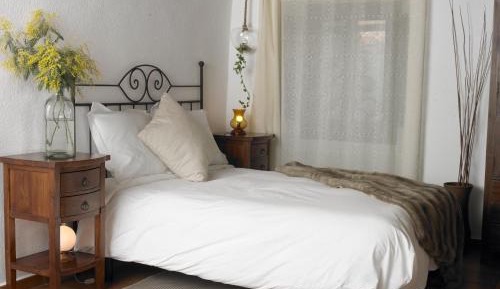 Double or Twin Room with Private External Bathroom