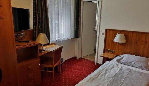 Single Room with Bathroom