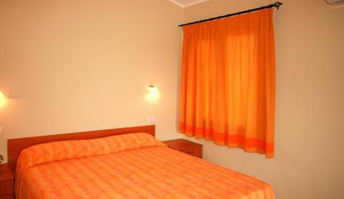 Double or Twin Room with Sea View