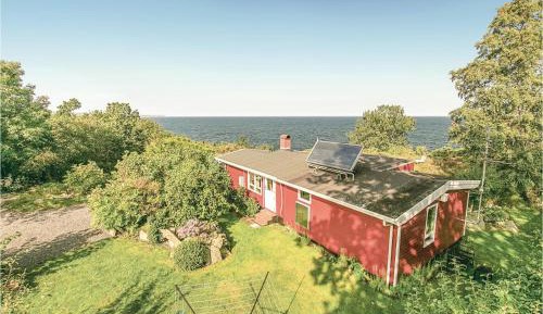 Three-Bedroom Vacation Home 