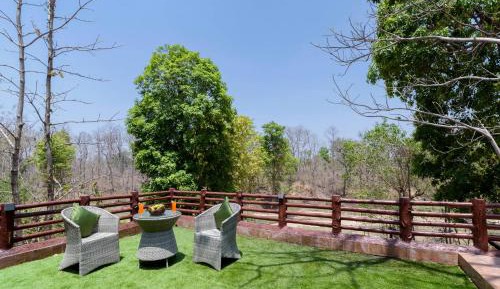 Deluxe Double or Twin Room with River View