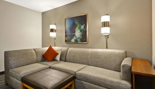 King Room with Sofa Bed - High Floor