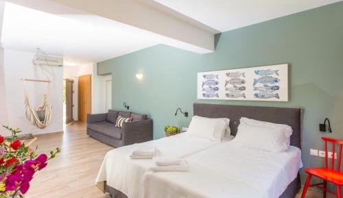  Junior Chill Suite with Garden