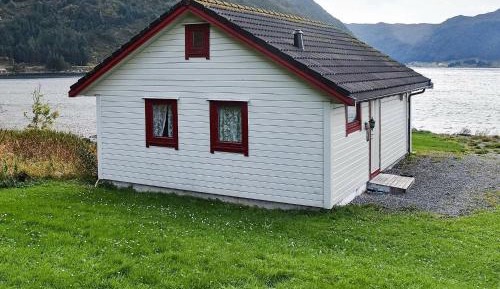 Two-Bedroom Holiday Home