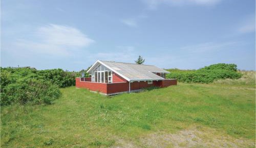 Three-Bedroom Vacation Home 