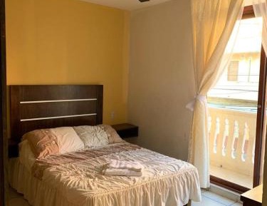 Deluxe Room (2 Adults + 1 Child)