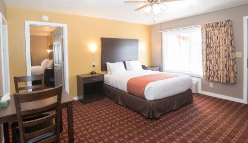 2 Queen Suite Deluxe