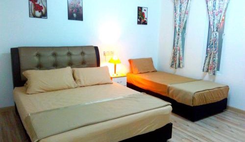 Triple Room with City View