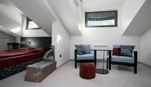 Junior Suite with Balcony and Mountain View