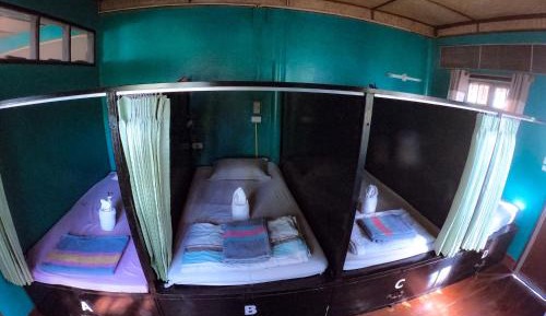 Quadruple Room with Shared Bathroom