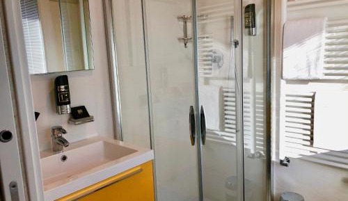 Deluxe Double or Twin Room with Balcony