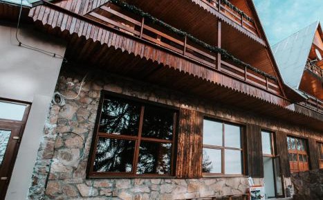 Four-Bedroom Holiday Home