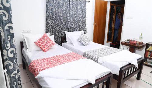 Deluxe Double or Twin Room with Balcony
