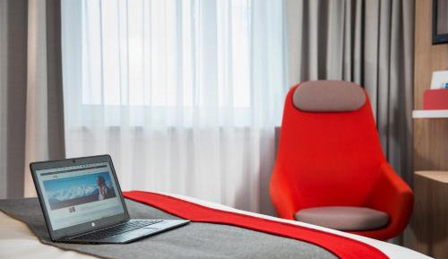 Double Room with Free Hot Breakfast - Accessible