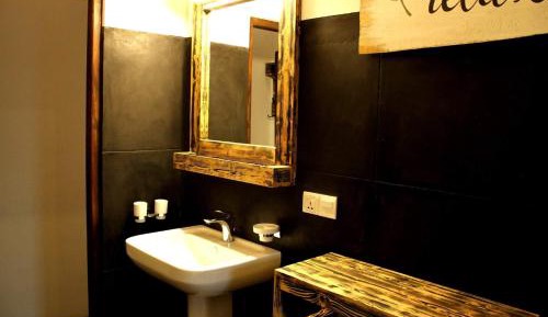 Family Room with Garden View