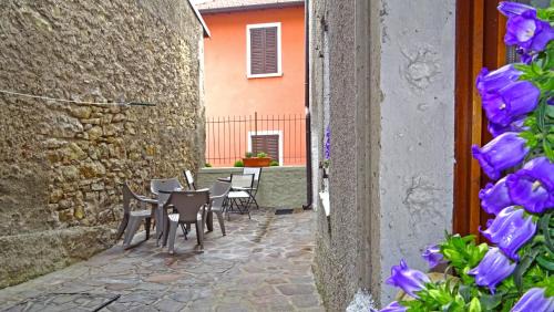 Apartment - Split Level